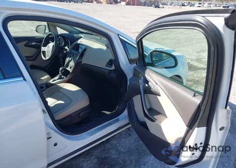 2015 Buick Verano Convenience Group z USA, uszkodzony, nr VIN 1G4PR5SK0F4162286